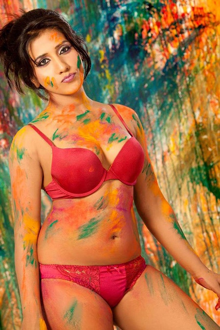 Nisha Yadav Bikini